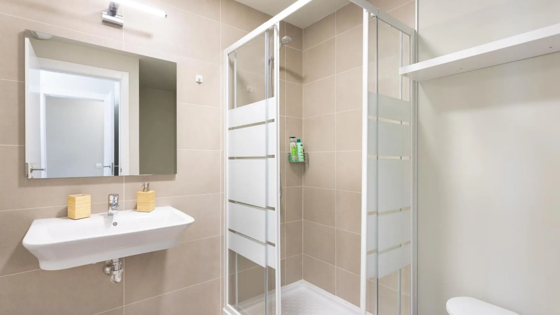 아파트 Home2Book Casa Ewelin Pool & Terrace Abades Abades  스페인
